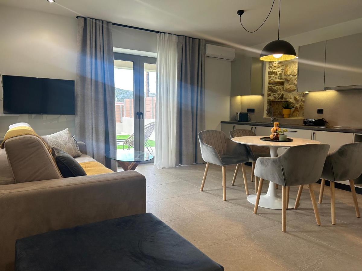 Piedra Luxury Apartments Nafplio Exterior foto